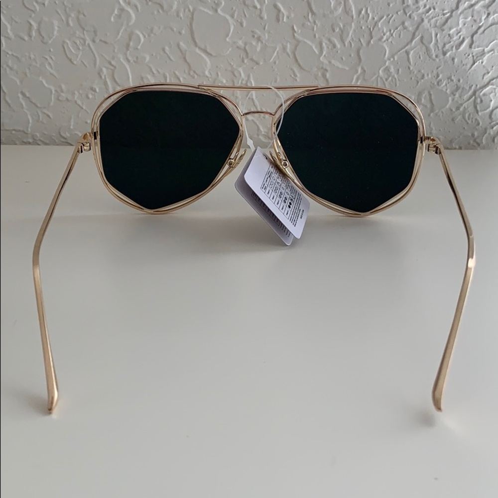 SUNGLASSES - Picture 3 of 8